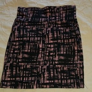 Forever 21 pink acid wash skirt